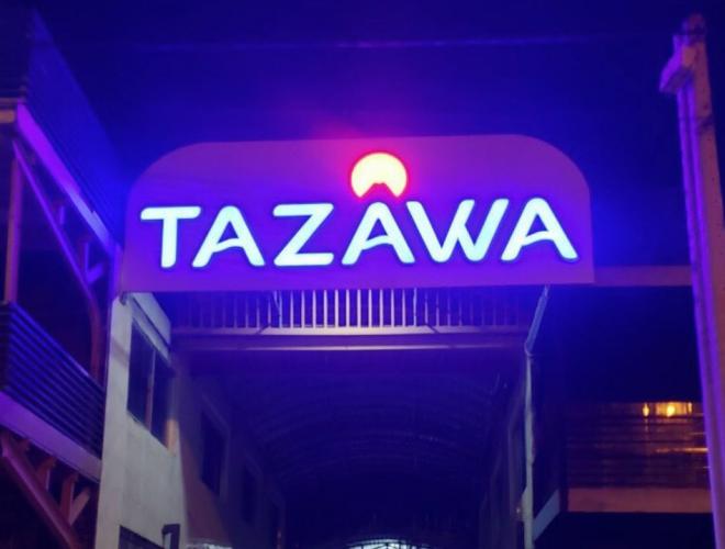 biển hiệu alu chữ mica đèn sáng mặt siêu nổi