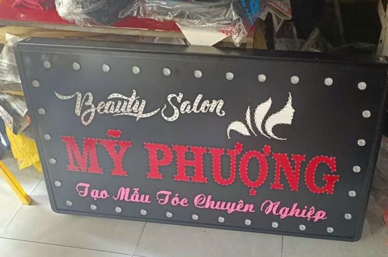  Hộp đèn led vẫy