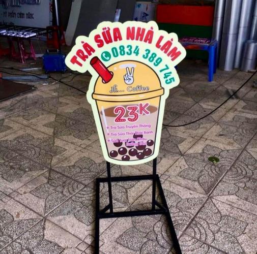  biển quảng cáo mô hình sáng đèn có chân