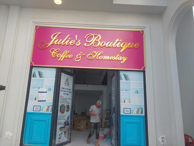 BẢNG HIỆU CHỮ ALU ĐÈN SÁNG CHÂN – QUẢNG CÁO CAO CẤP VÀ HIỆN ĐẠI