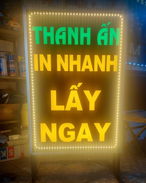 Hộp Đèn Viền LED Chữ Mica Sáng Mặt – Giải Pháp Quảng Cáo Nổi Bật Mọi Không Gian