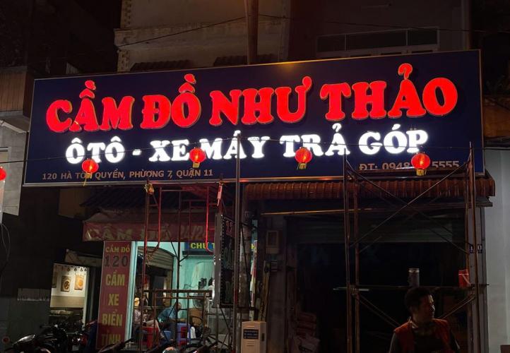 Bảng Hiệu Nền Alu, Chữ Mica Có Đèn – Giải Pháp Quảng Cáo Sang Trọng & Hiện Đại