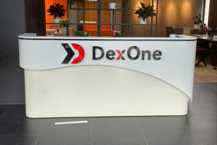 ???? Logo Chữ Nổi Mica – Giải Pháp Quảng Cáo Sang Trọng, Hiện Đại Cho Doanh Nghiệp