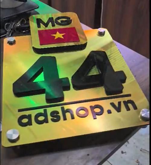 BIỂN SỐ NHÀ ALU GƯƠNG CHỮ MICA – Điểm Nhấn Sang Trọng Cho Mặt Tiền Ngôi Nhà