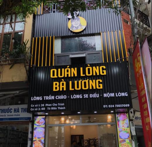 Bảng Hiệu Nền Tôn Dập 3D - Tạo Điểm Nhấn Mạnh Mẽ Trong Quảng Cáo Ngoài Trời